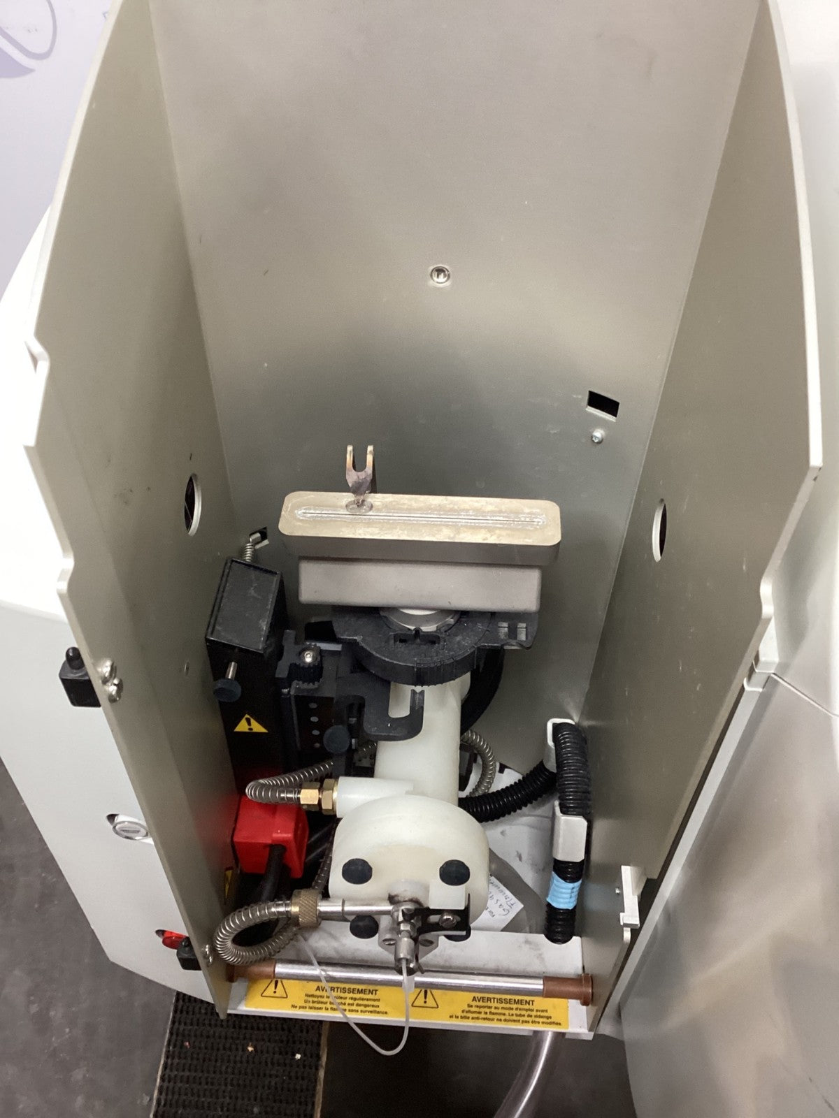 THERMO SCIENTIFIC ICE 3000 SERIES AA SPECTROMETER