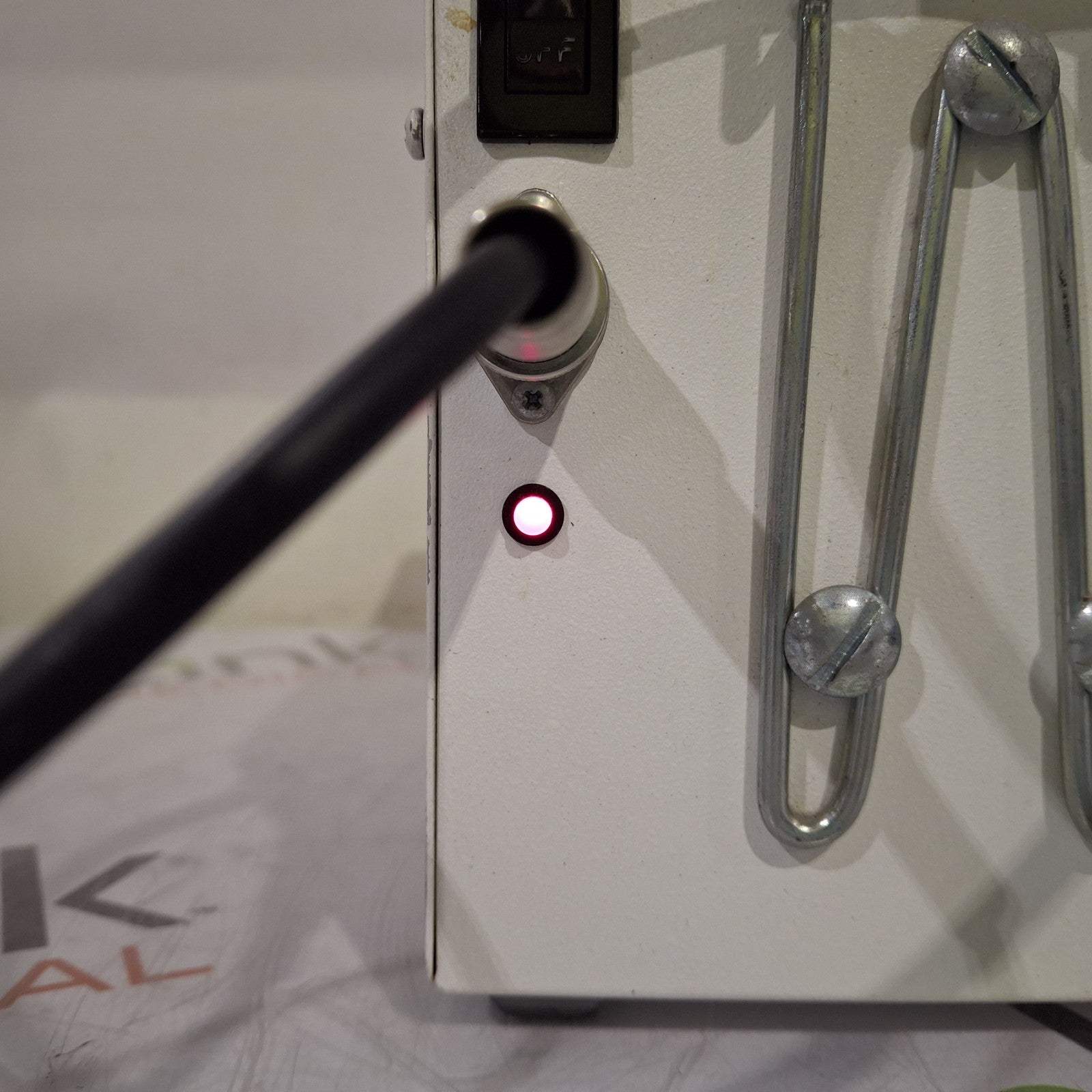 Armstrong Medical Industries, Inc. SSCOR/2500 Pump-Suction Portable