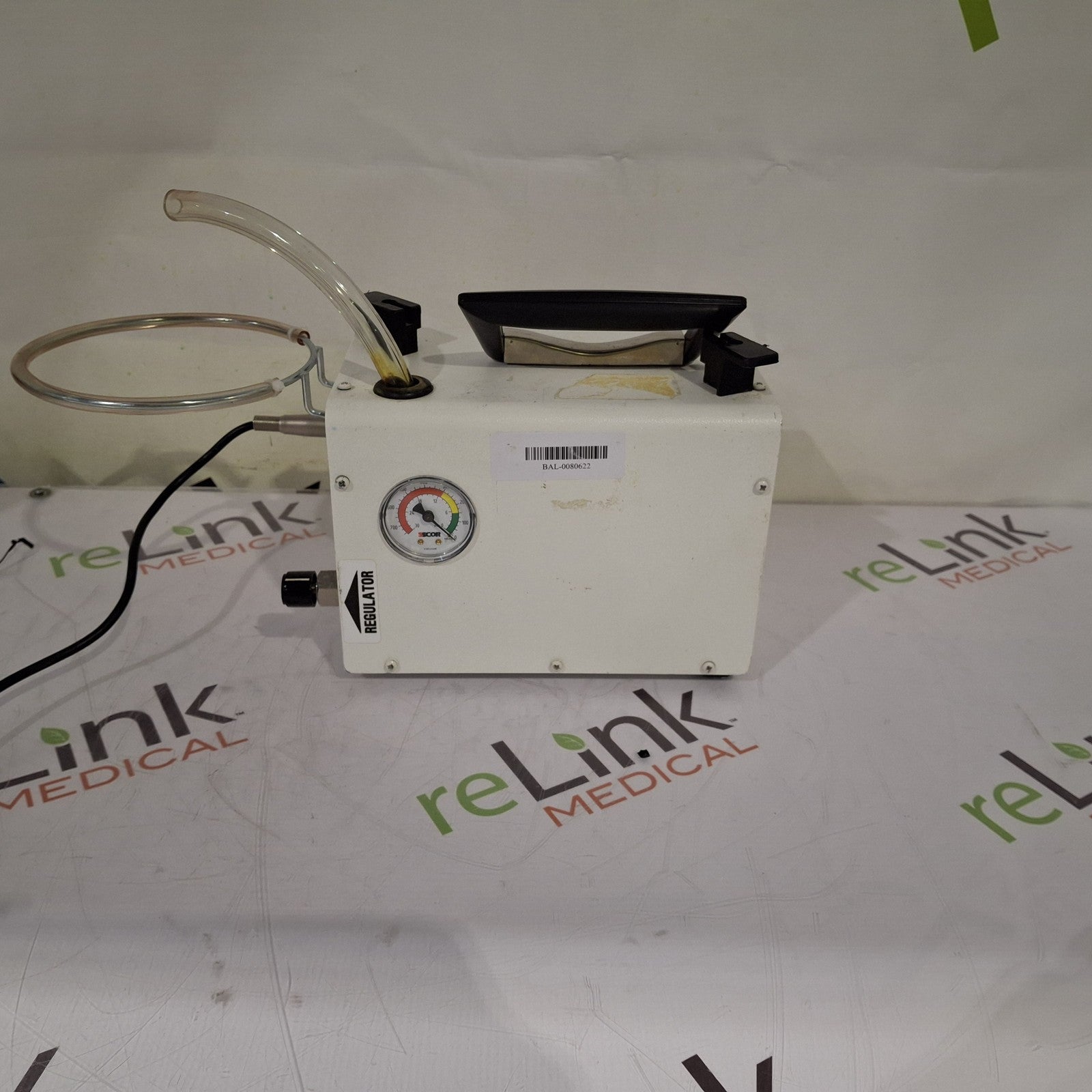 Armstrong Medical Industries, Inc. SSCOR/2500 Pump-Suction Portable