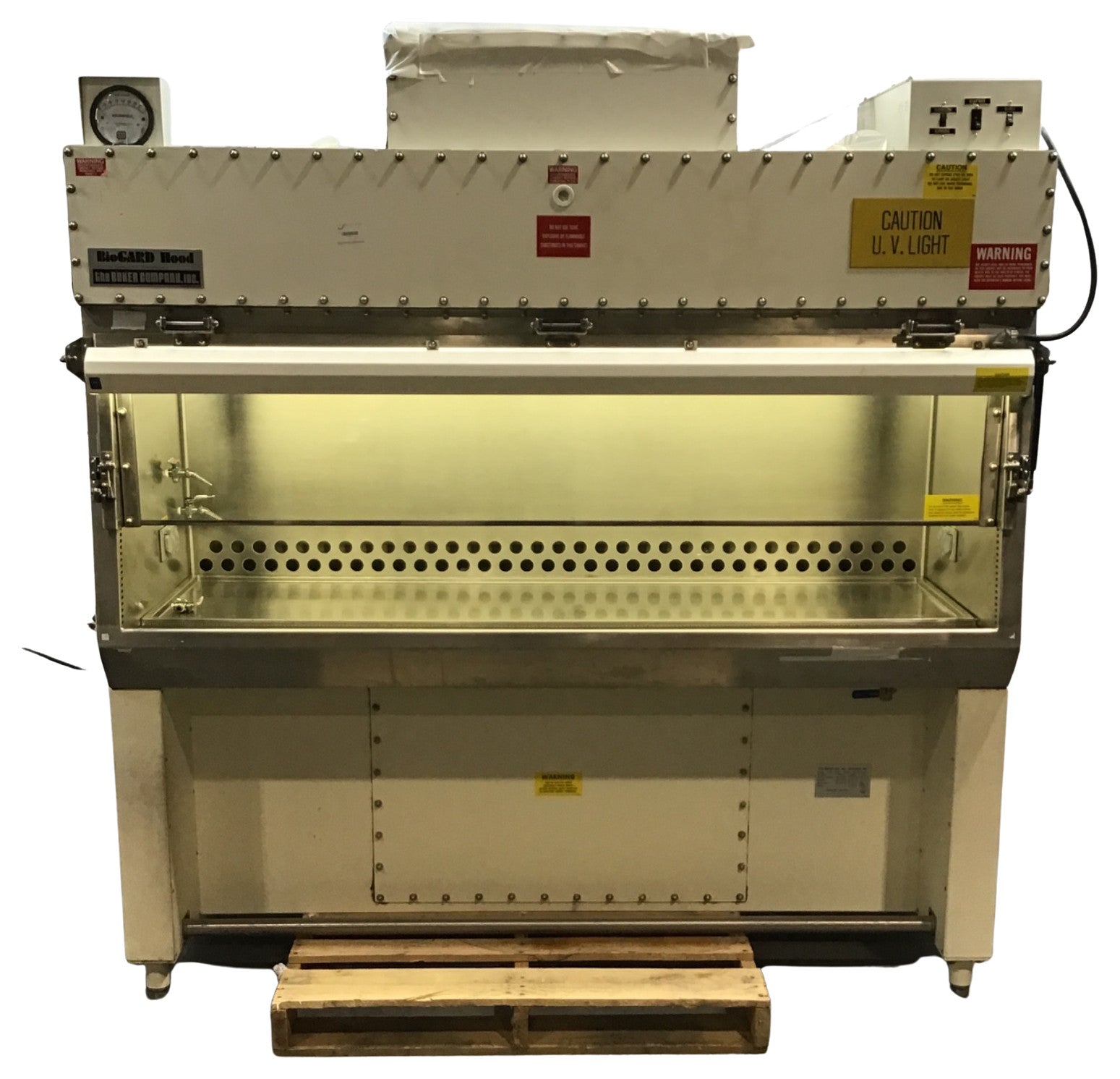 THE BAKER COMPANY BIOGARD BIOLOGICAL SAFETY HOOD