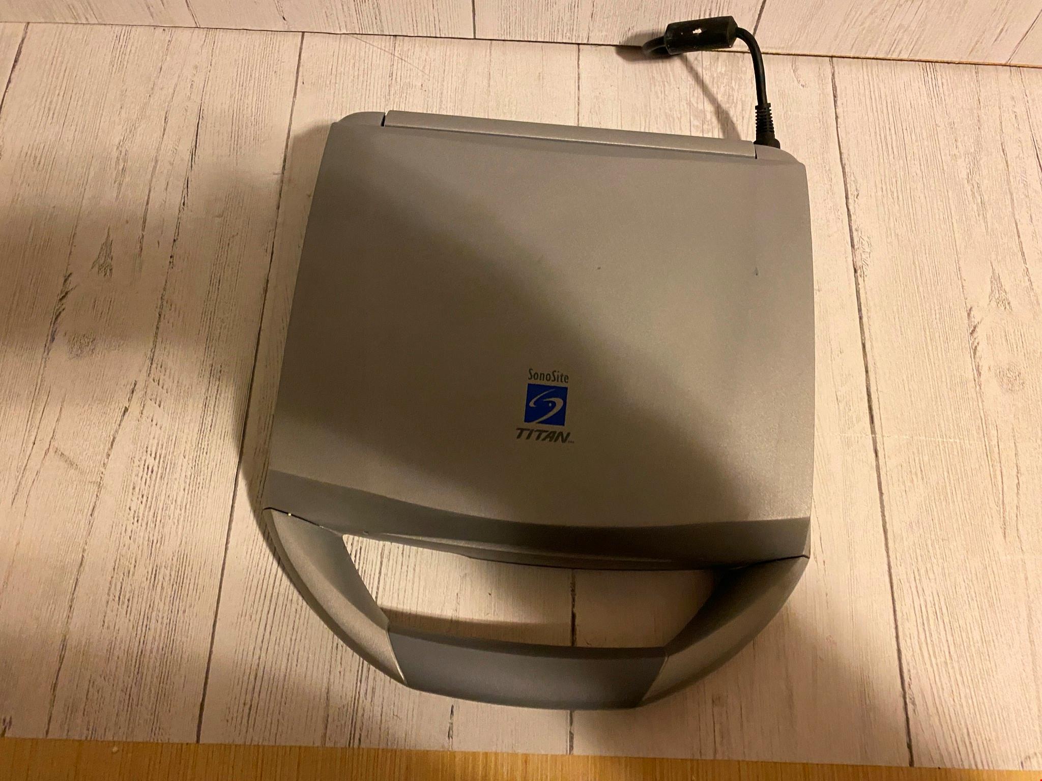 Sonosite Titan Portable Ultrasound 2005 - Main unit For parts DIAGNOSTIC ULTRASOUND MACHINES FOR SALE