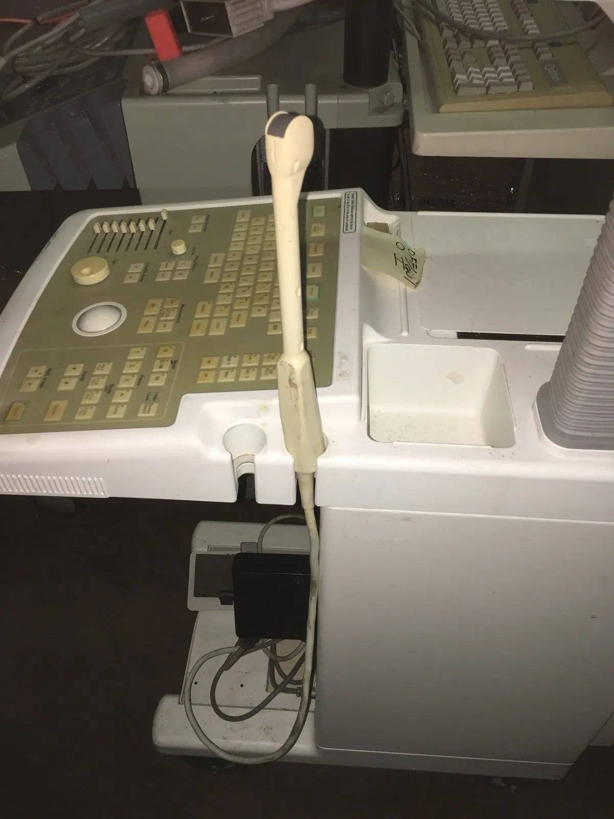 GE RT3200 ADVANTAGE II ULTRASOUND SYSTEM W Probe/footswitch DIAGNOSTIC ULTRASOUND MACHINES FOR SALE