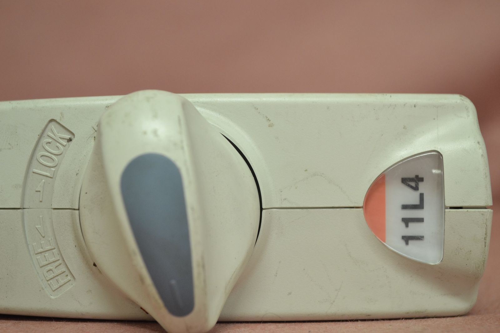 Toshiba Artida PLT-704SBT 11-4.8MHz Linear Ultrasound Transducer Probe J1624 DIAGNOSTIC ULTRASOUND MACHINES FOR SALE