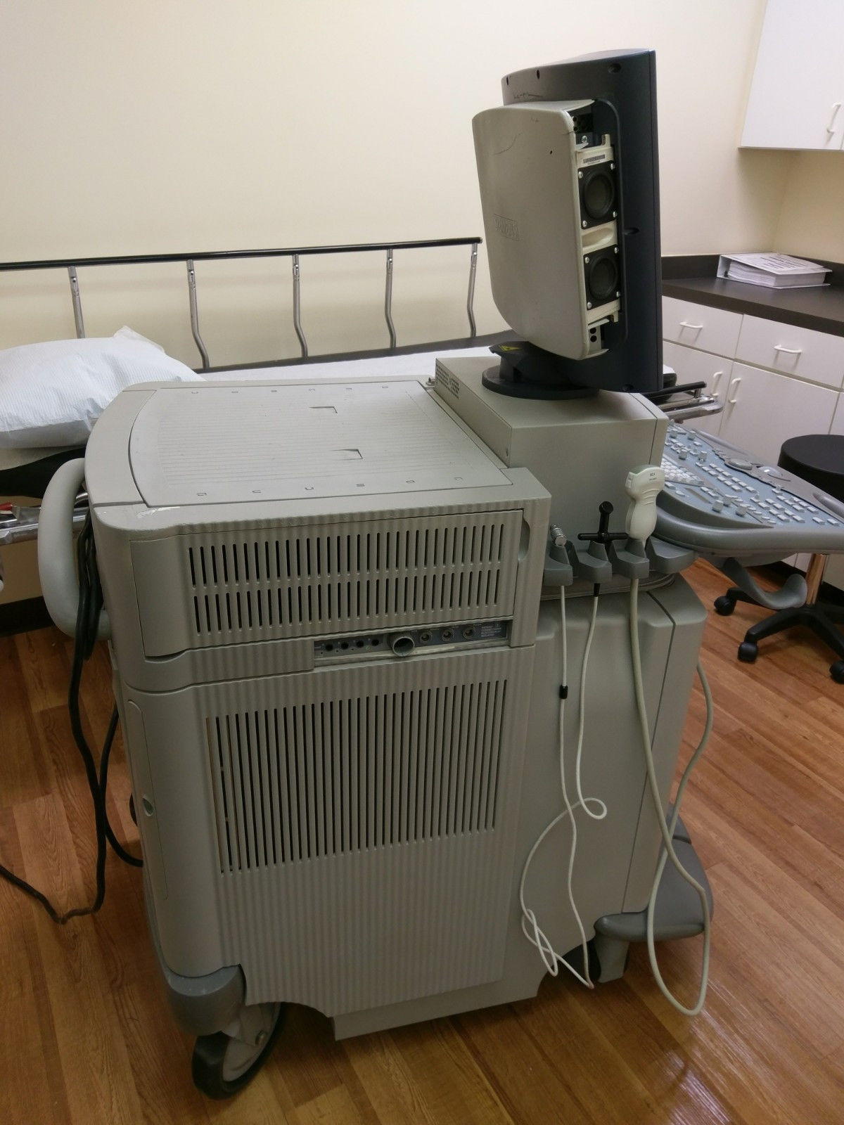 Siemens Sequoia Acuson C512 Cardiac Ultrasound Vascular 4V1 & 8C4 Transducers, DIAGNOSTIC ULTRASOUND MACHINES FOR SALE
