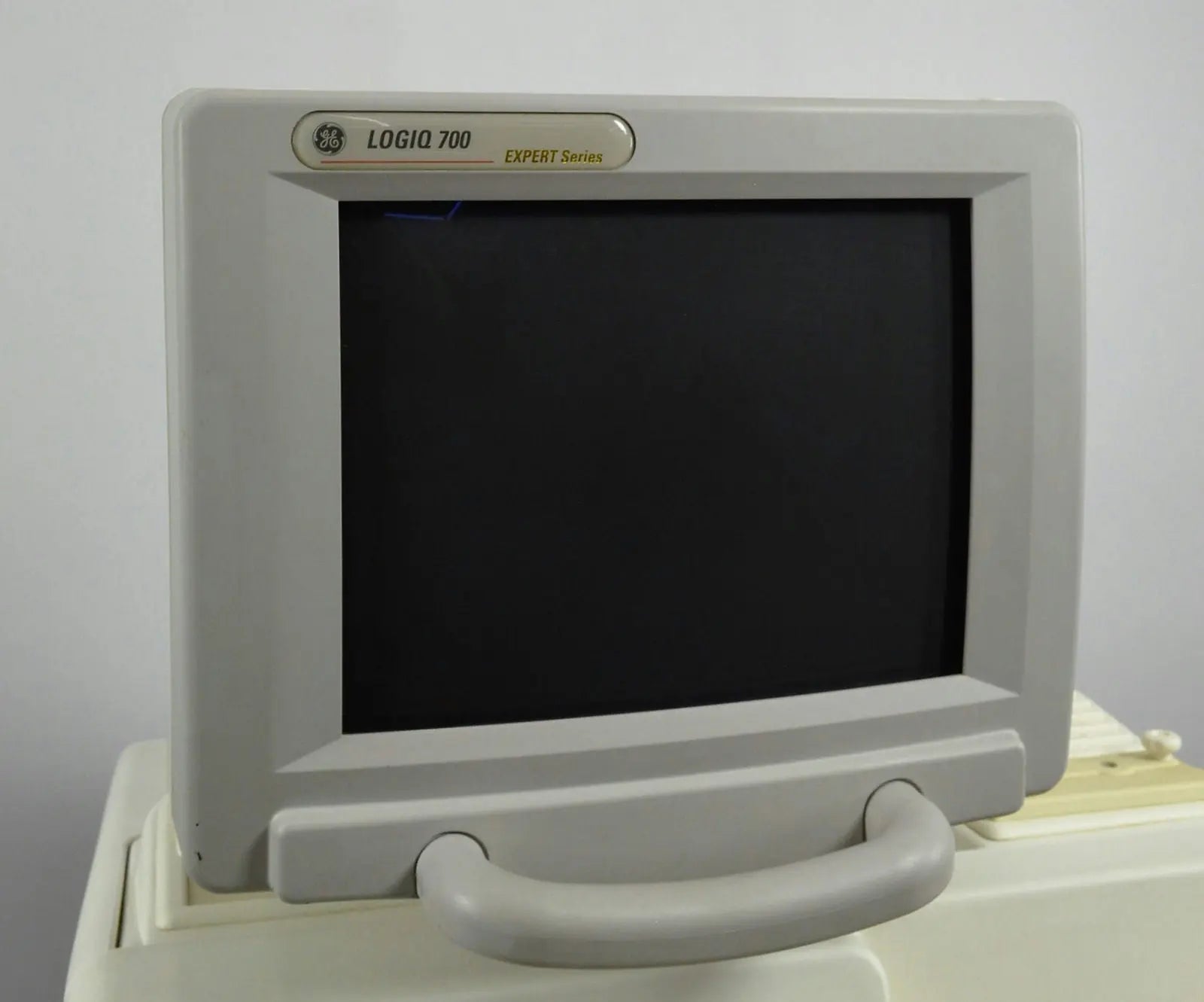 GE Logiq 700 Expert Series Ultrasound System w/ Two Transducers Probes 546L LA39 DIAGNOSTIC ULTRASOUND MACHINES FOR SALE