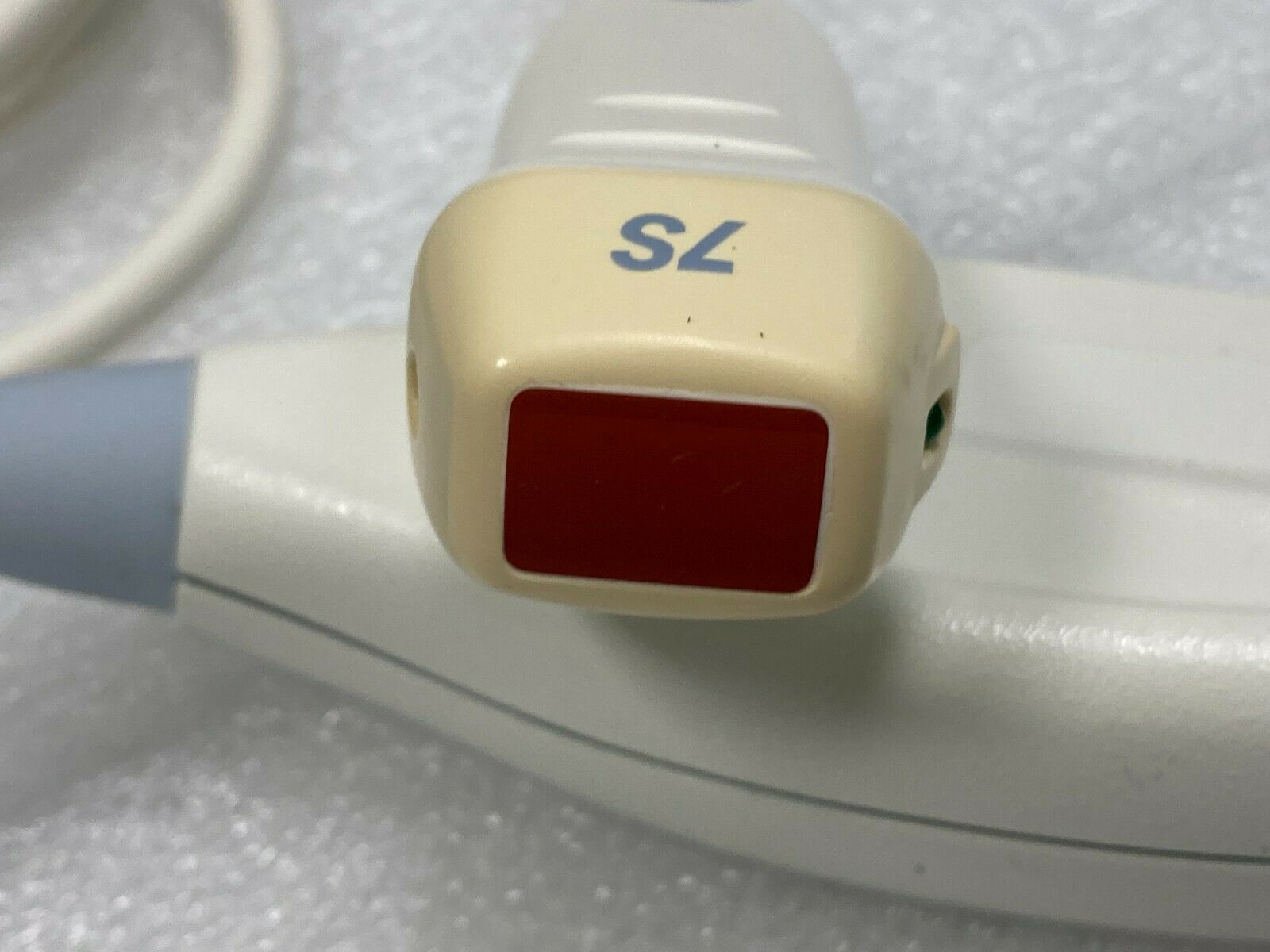 GE VIVID I BTO6 PORTABLE ULTRASOUND MACHINE WITH 3 PROBES and Cart. DIAGNOSTIC ULTRASOUND MACHINES FOR SALE