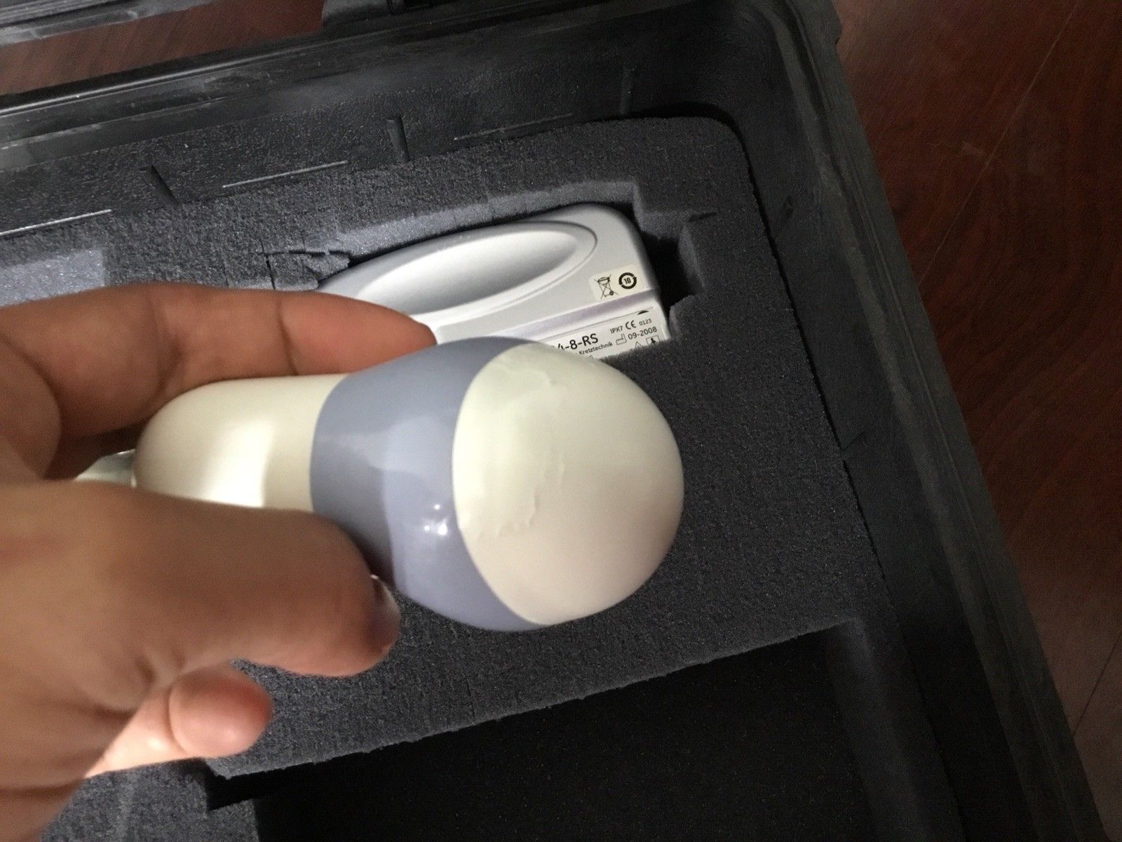 GE Voluson i Portable Ultrasound System and 4D Transducer probe, Protective case DIAGNOSTIC ULTRASOUND MACHINES FOR SALE