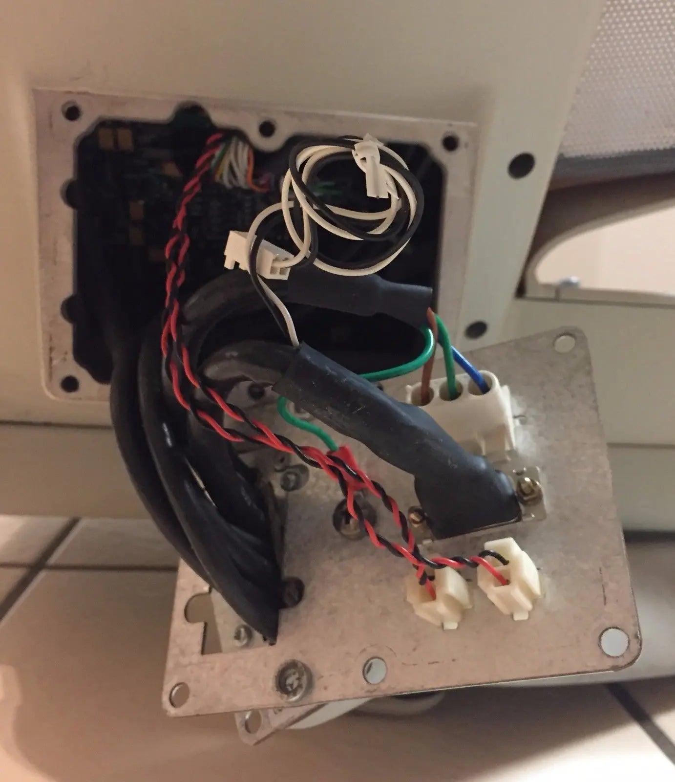 GE Vingmed Ultrasound Vivid 7 Control Panel Model: FC200680 DIAGNOSTIC ULTRASOUND MACHINES FOR SALE