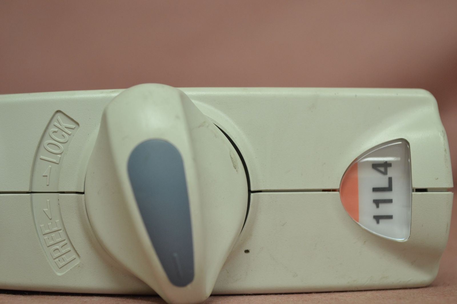 Toshiba Artida PLT-704SBT 11-4.8MHz Linear Ultrasound Transducer Probe J1625 DIAGNOSTIC ULTRASOUND MACHINES FOR SALE