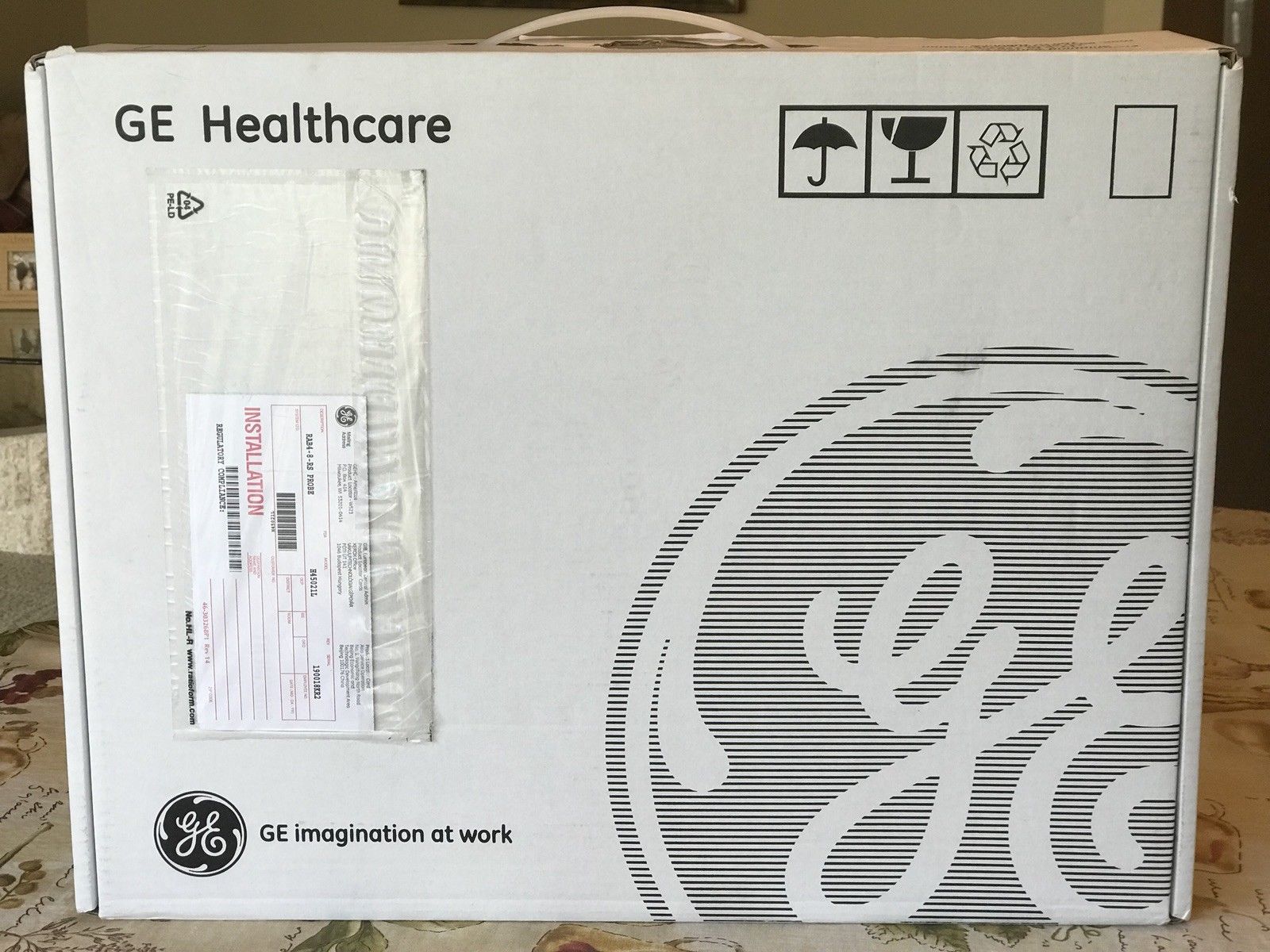 Voluson i BT11 3D/4D GE Portable Ultrasound Machine including 3D/4D probe DIAGNOSTIC ULTRASOUND MACHINES FOR SALE