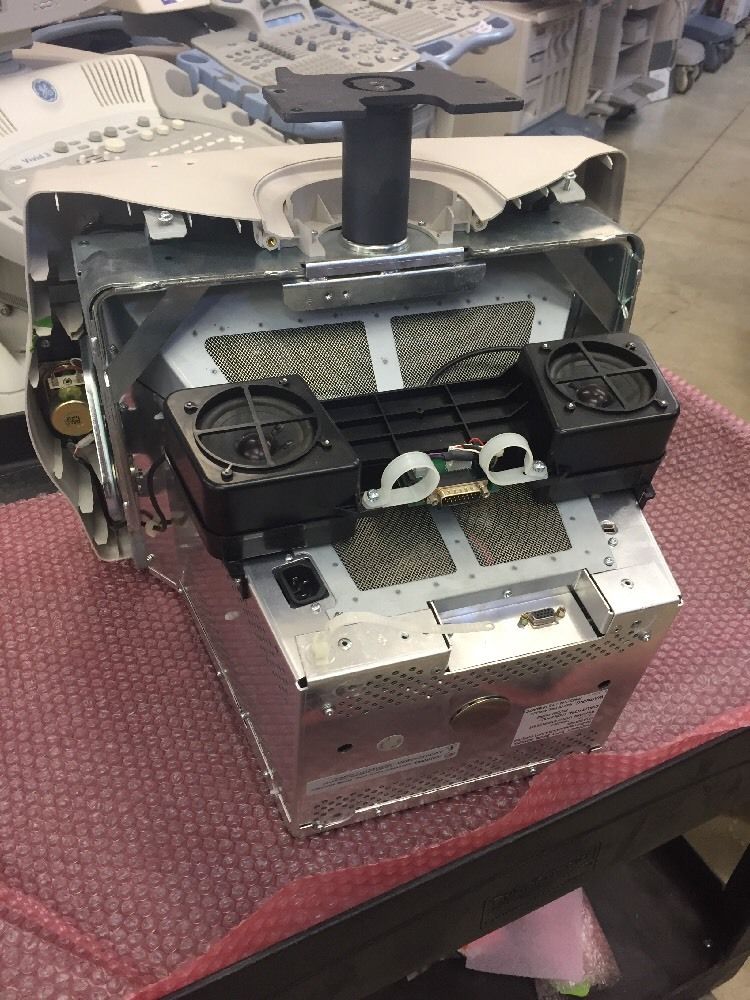 Toshiba Aplio CRT Monitor Model Bsm31-2482E/C17601B/MCM1754TS Ultrasound CRT DIAGNOSTIC ULTRASOUND MACHINES FOR SALE