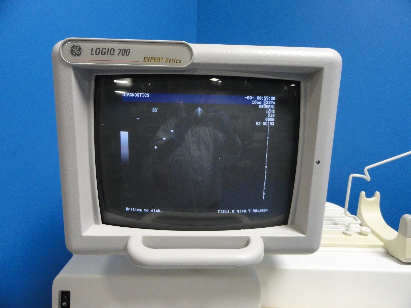 GE 227s P/N 2118743 Phased Array Sector Probe W/ Hook for GE Logiq 700 (8542) DIAGNOSTIC ULTRASOUND MACHINES FOR SALE