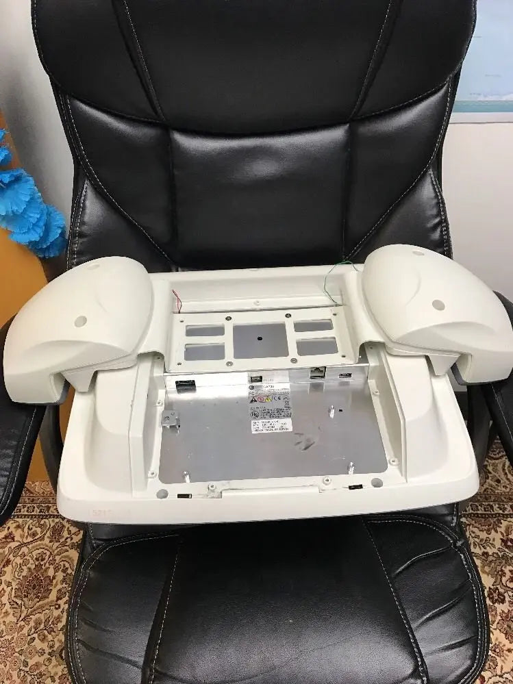 GE Ultrasound 19" LCD Monitor Model 5212808/GA700 DIAGNOSTIC ULTRASOUND MACHINES FOR SALE