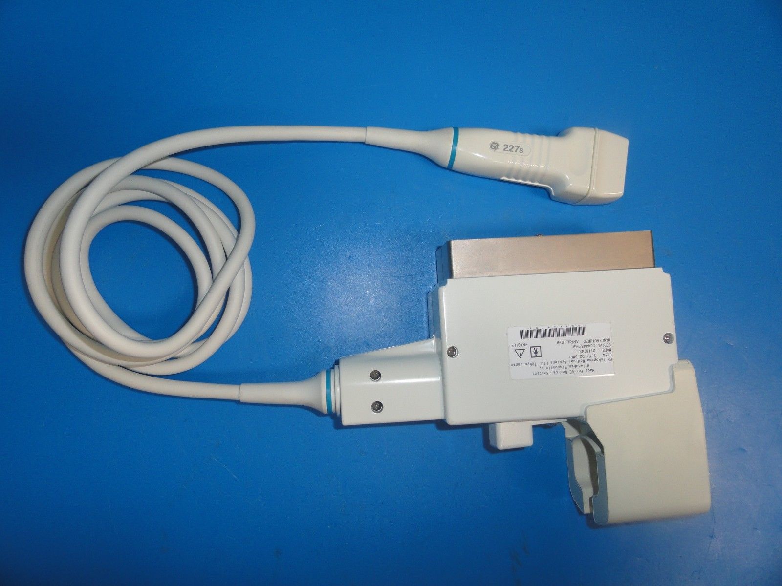GE 227s P/N 2118743 Phased Array 2-4 MHz Probe W/ Hook for GE Logiq 700 (5979 DIAGNOSTIC ULTRASOUND MACHINES FOR SALE