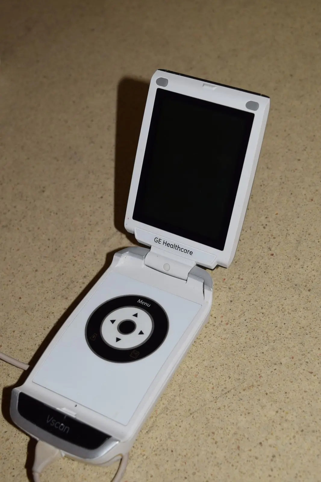 GE VSCAN PORTABLE ULTRASOUND SYSTEM W/ PROBE DIAGNOSTIC ULTRASOUND MACHINES FOR SALE