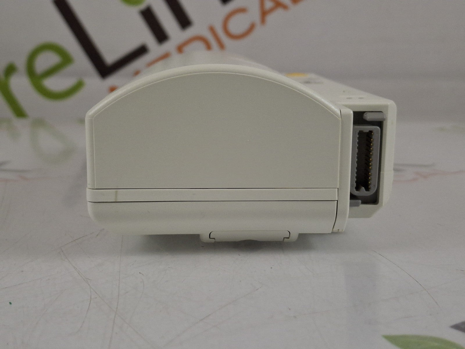 Philips M3001A-A04C06 OxiMax SpO2, NIBP, ECG, Temp, IBP MMS Module