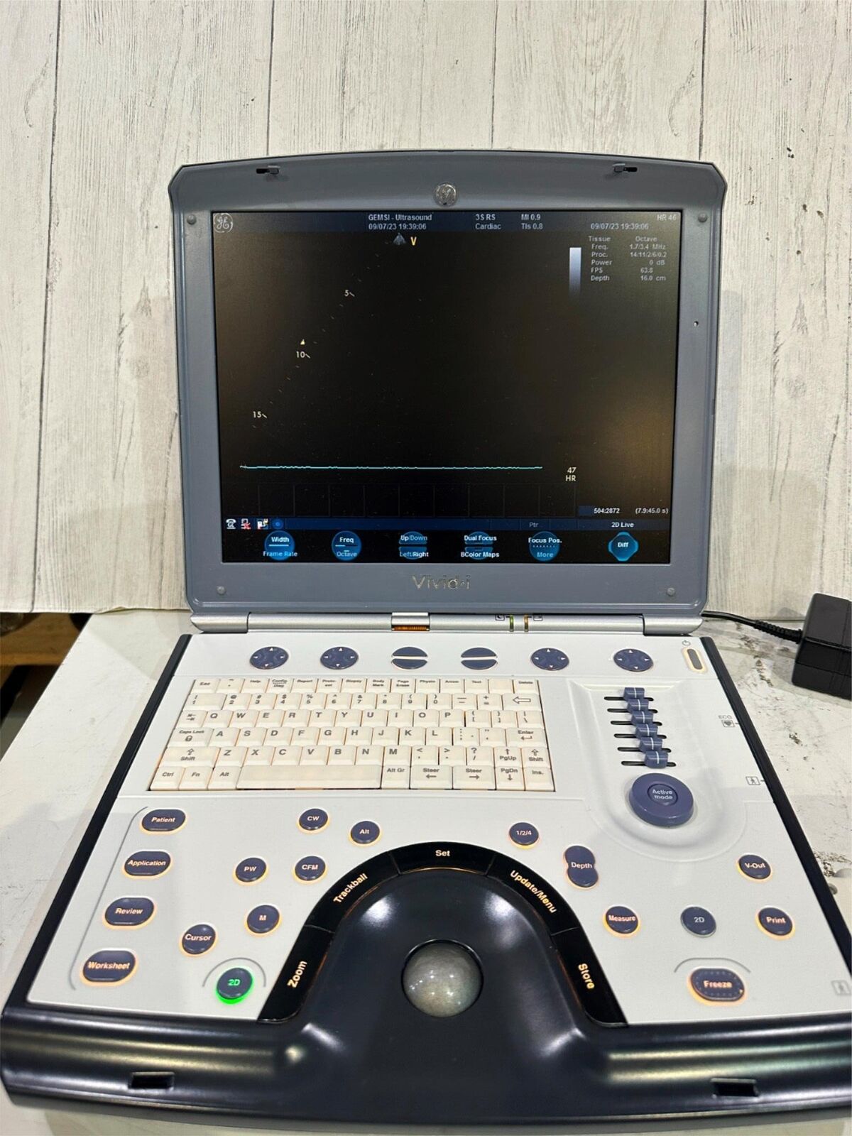 BT12 GE VIVID I PORTABLE ULTRASOUND MACHINE &3S -RS PROBE 2007, ALL OPTIONS DIAGNOSTIC ULTRASOUND MACHINES FOR SALE