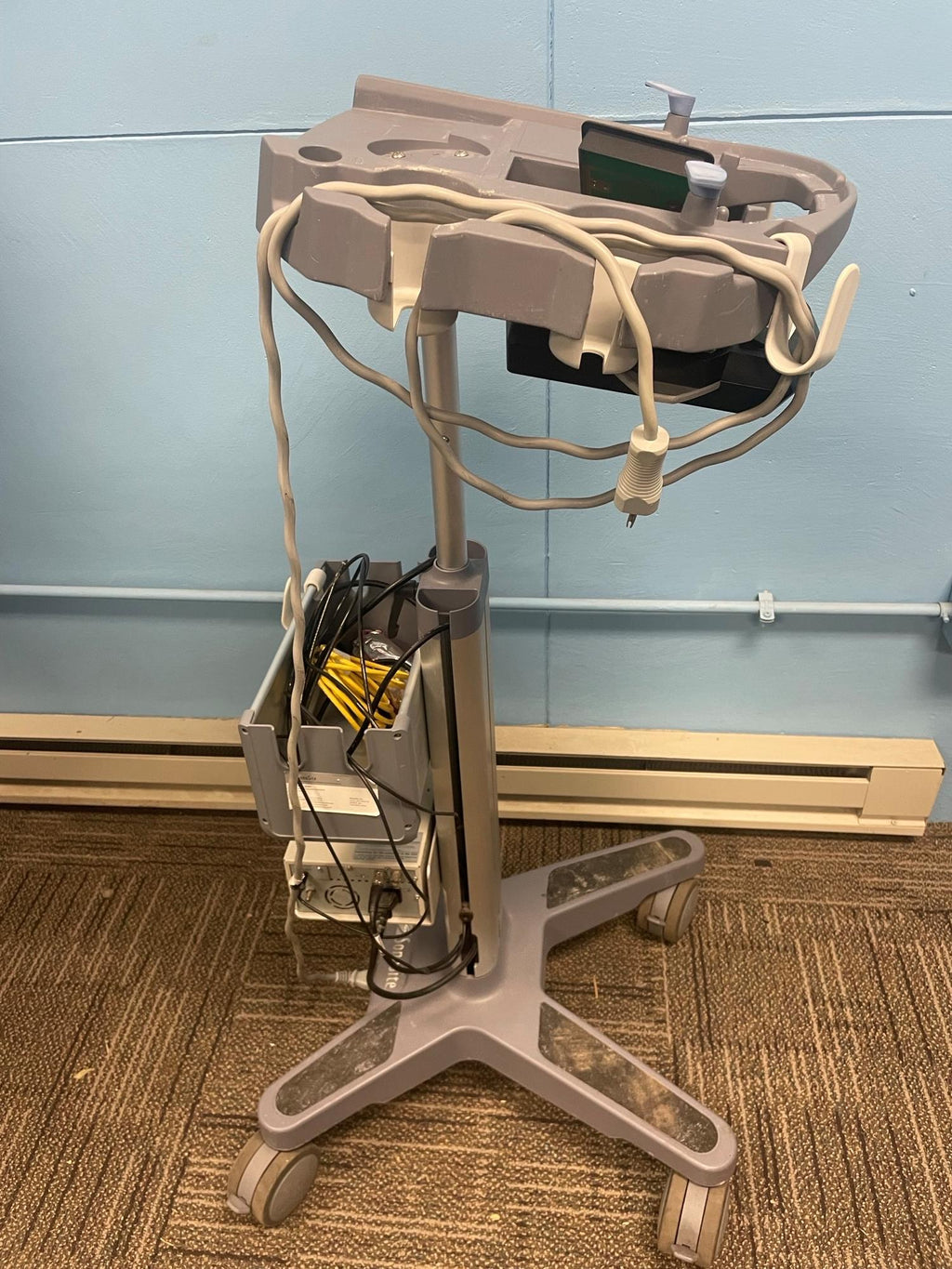 Trolley Docking Posts Mobile Trolley- Docking Cart for Ultrasound Machine: Sonosite