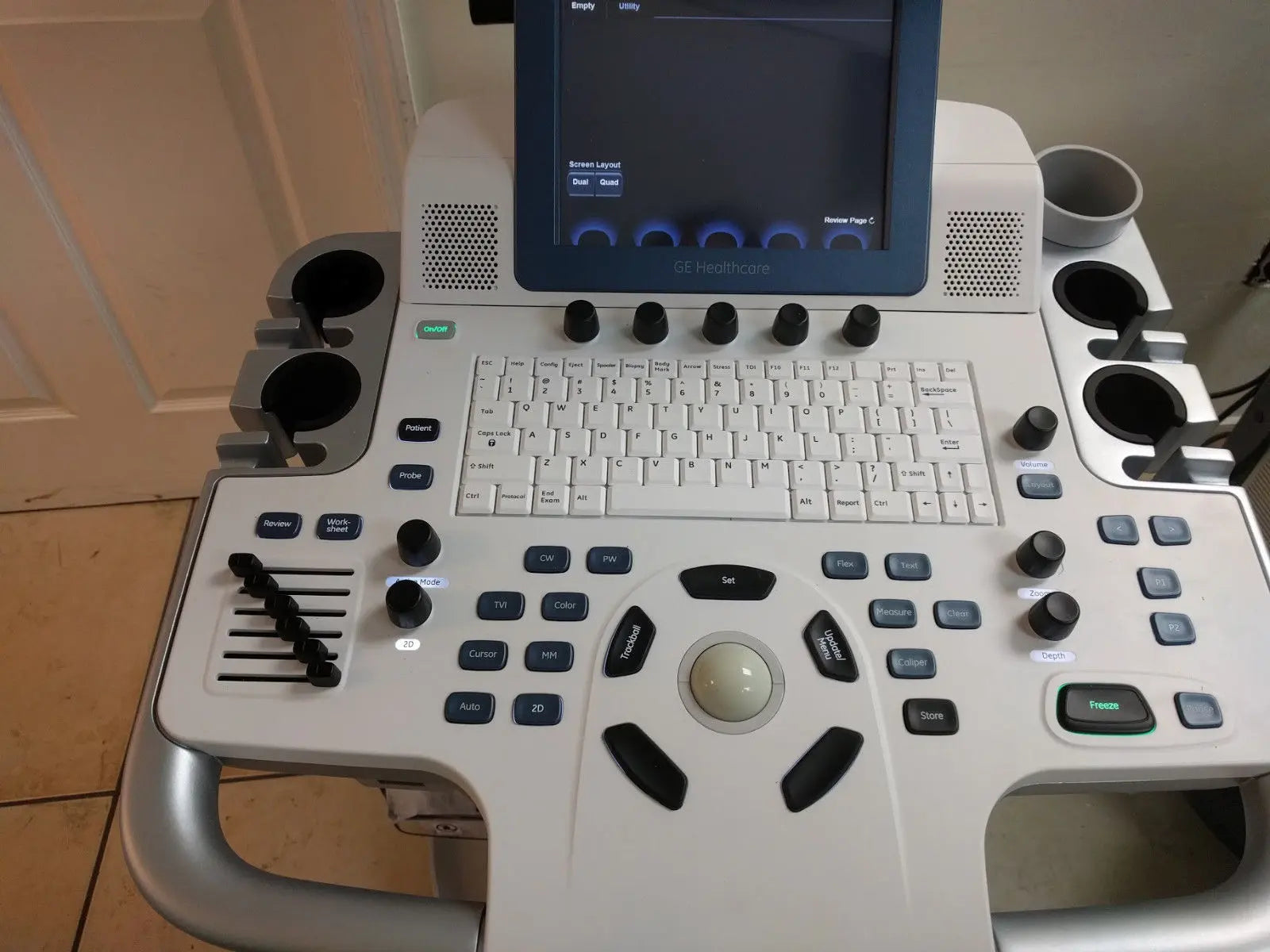 NEW GE Vivid T8 Cardiovascular Ultrasound + 2 TX DIAGNOSTIC ULTRASOUND MACHINES FOR SALE