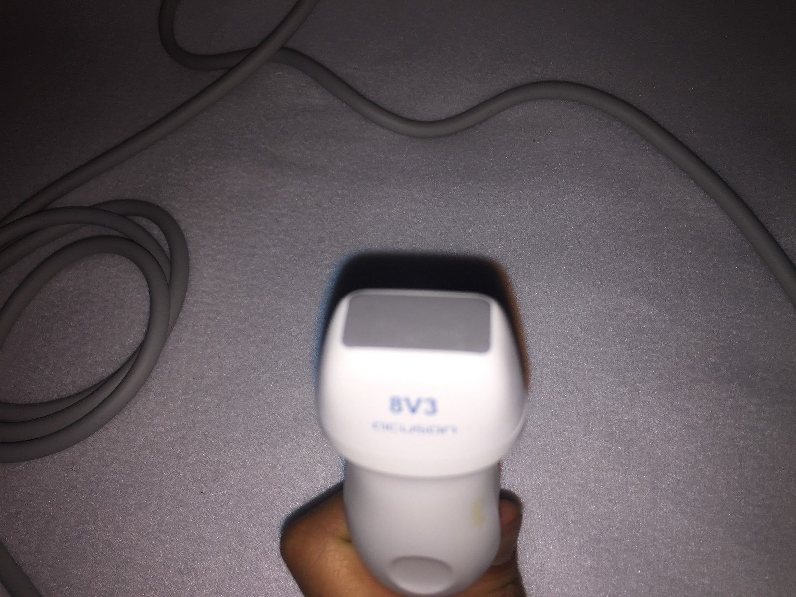 Acuson 8V3 Ultrasound Probe with Case - Tested - Warranty  DIAGNOSTIC ULTRASOUND MACHINES FOR SALE