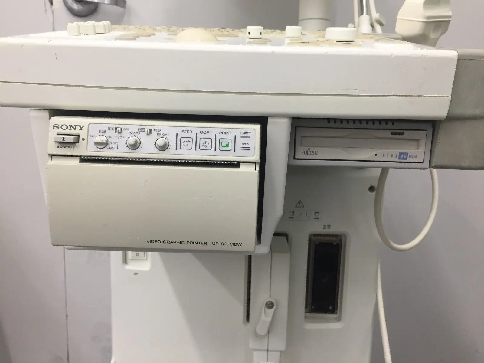 GE Logiq 200 Pro Ultrasound w/ 3Cb Probe, Version 3.16B DIAGNOSTIC ULTRASOUND MACHINES FOR SALE