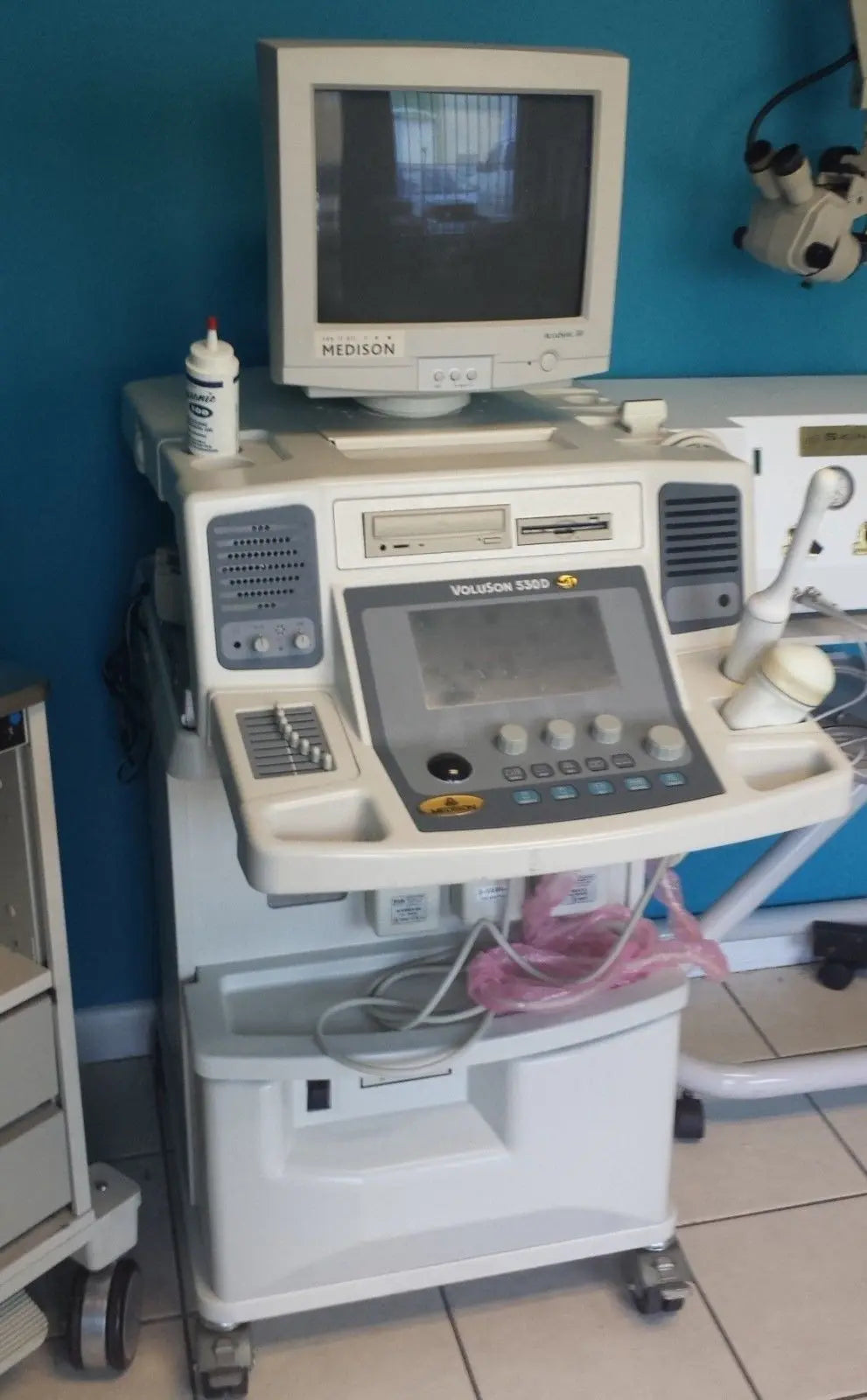 Medison Voluson 530D MT 3D/4D Ultrasound DIAGNOSTIC ULTRASOUND MACHINES FOR SALE