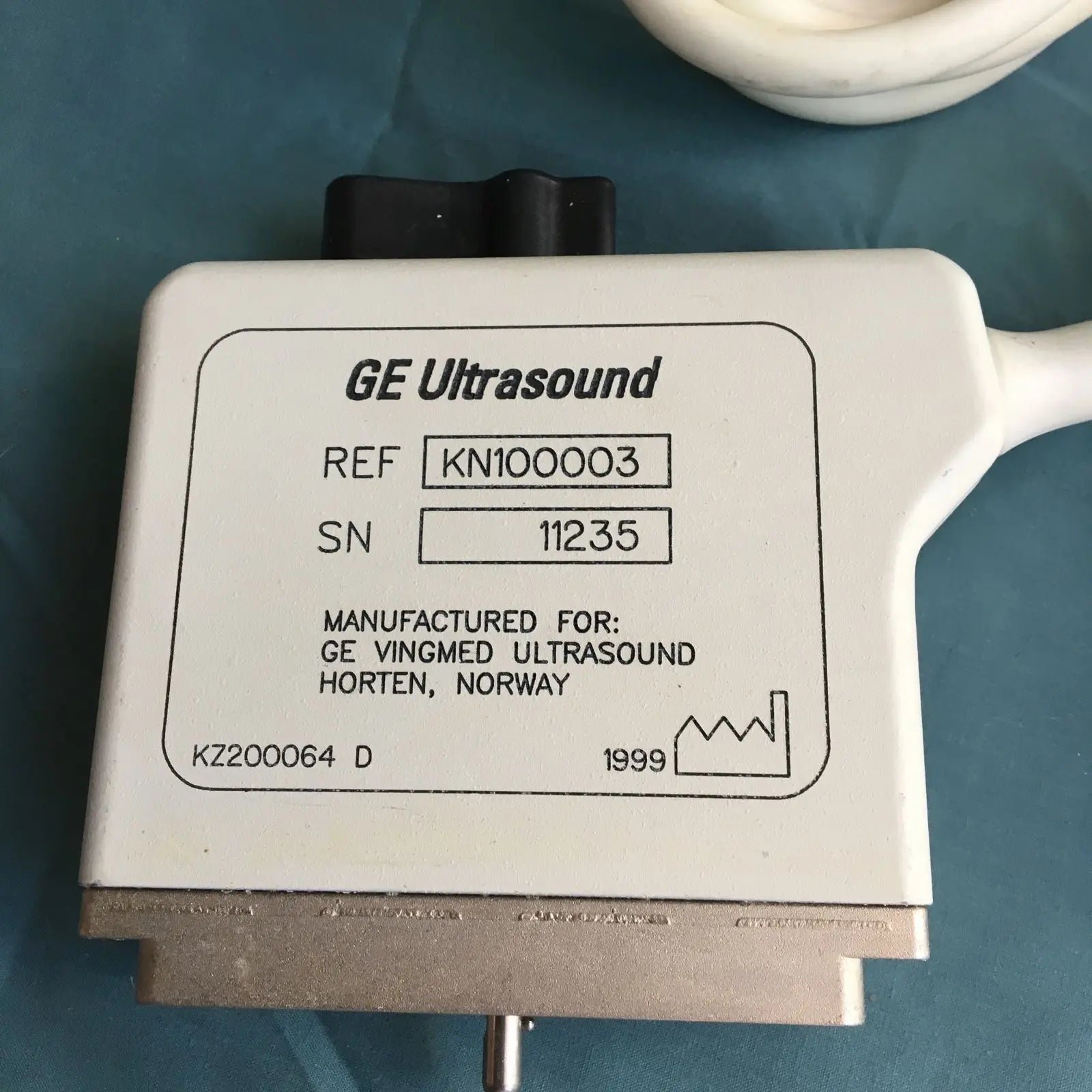 GE FLA 5 MHZ Ultrasound Transducer Probe KN100003 for VIVID 5 DIAGNOSTIC ULTRASOUND MACHINES FOR SALE