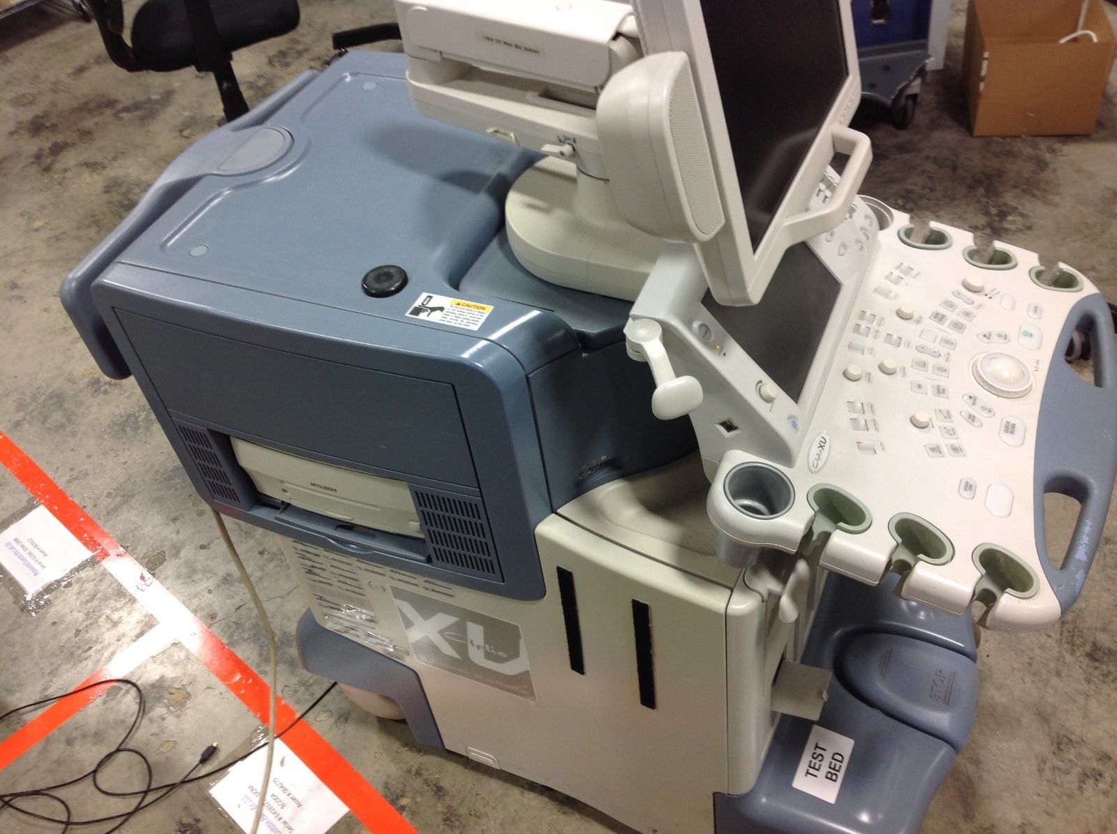 Toshiba Aplio XV LCD Ultrasound System DIAGNOSTIC ULTRASOUND MACHINES FOR SALE