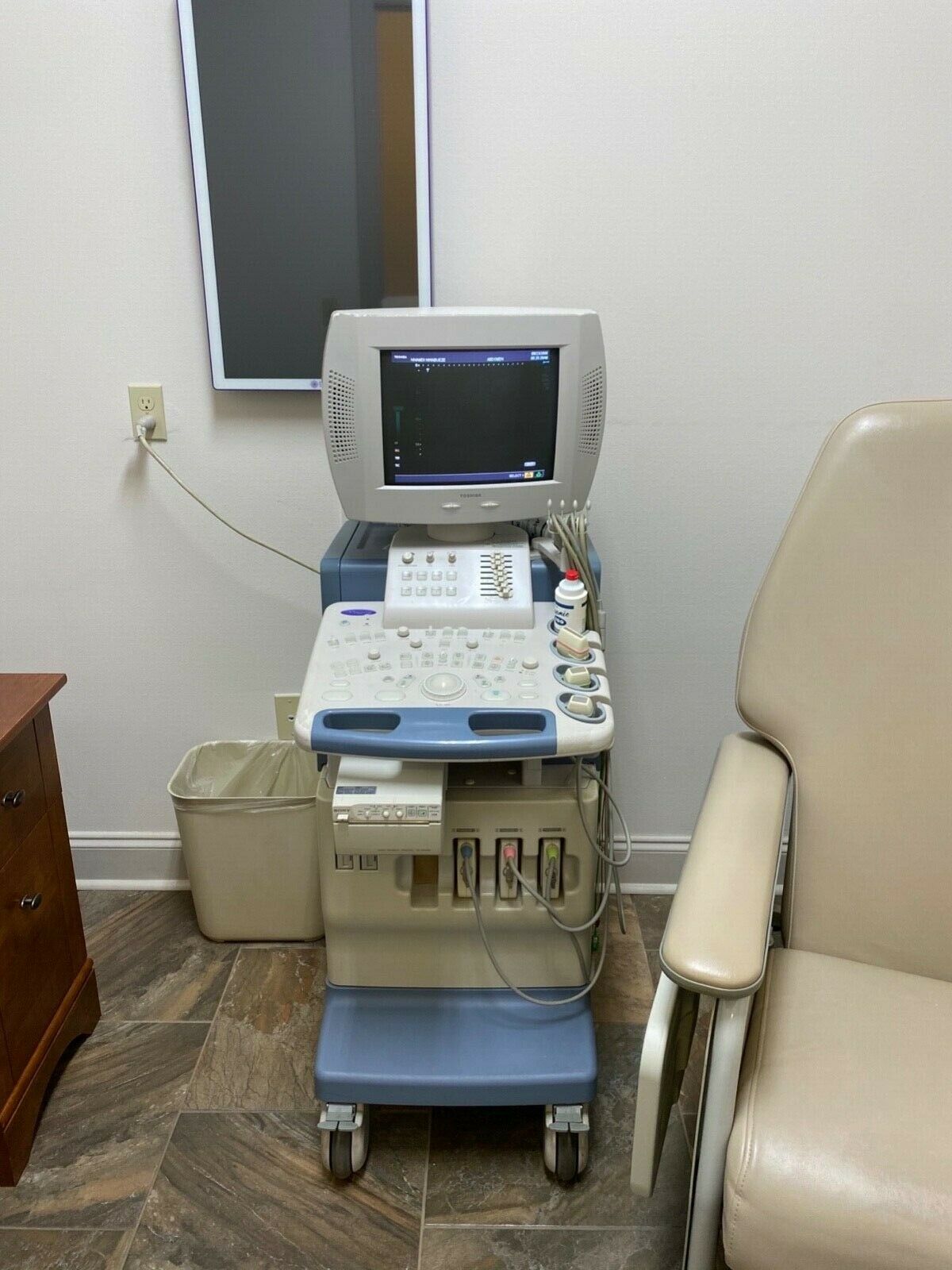 NEMIO 30 SSA-550A Diagnostic System Ultrasound Machine