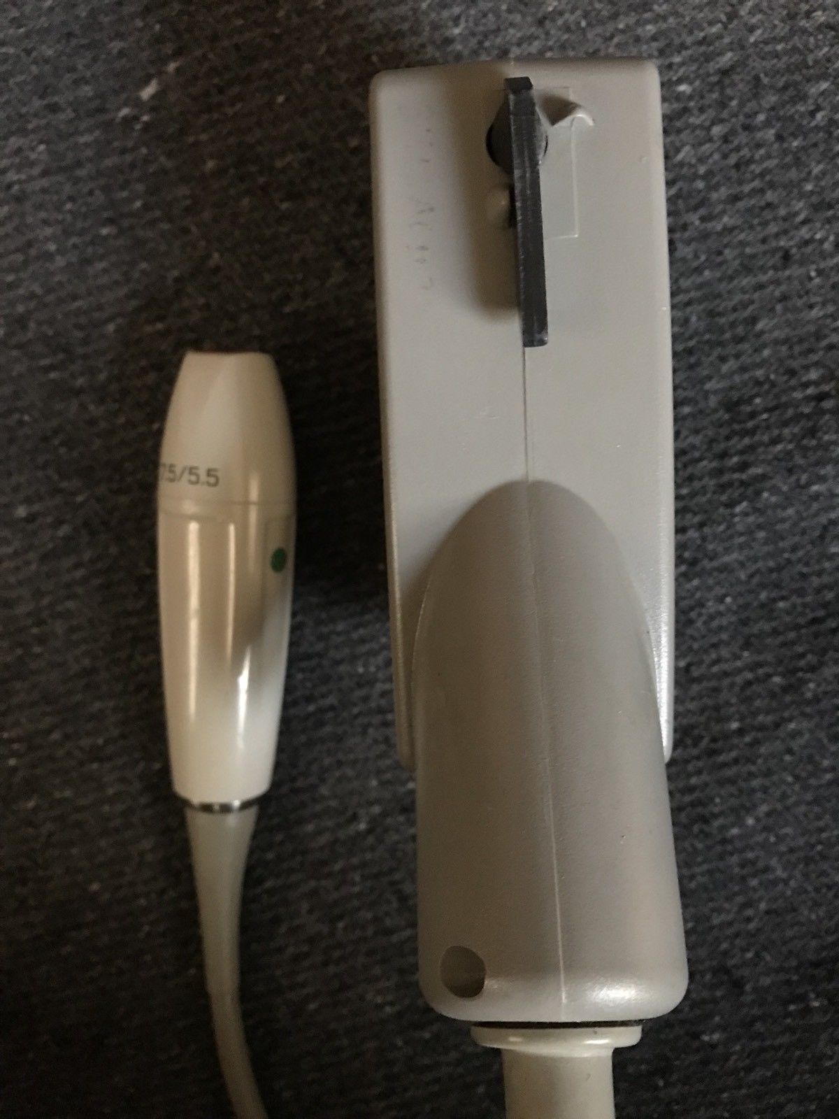 overehead probe white connector and head