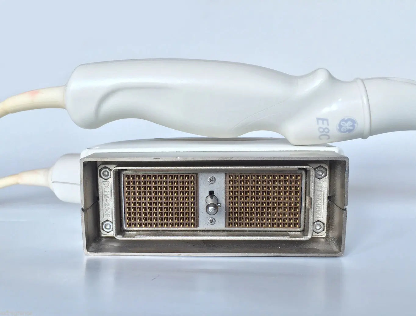 GE E8C transvaginal ultrasound transducer for GE Logiq and Vivid series.USED DIAGNOSTIC ULTRASOUND MACHINES FOR SALE