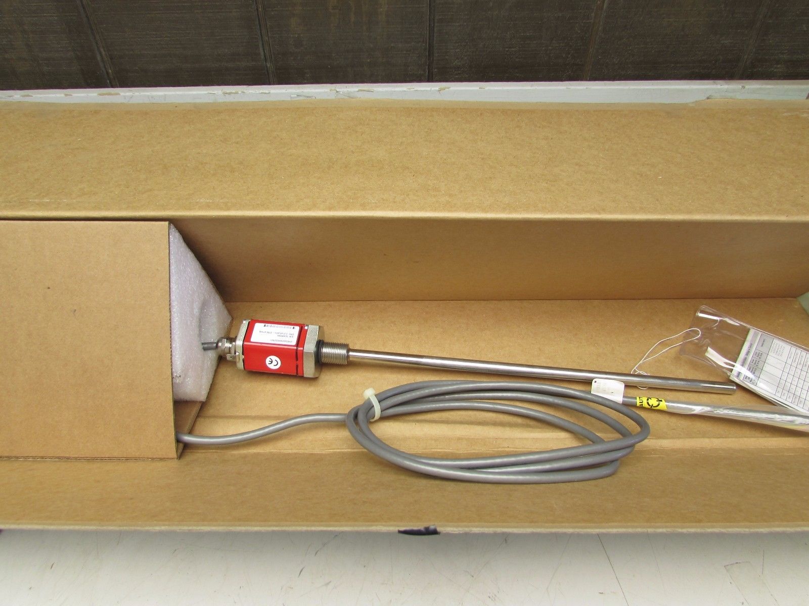 TEMPOSONICS MTS GHS0240MR022R01 LINEAR TRANSDUCER W/13