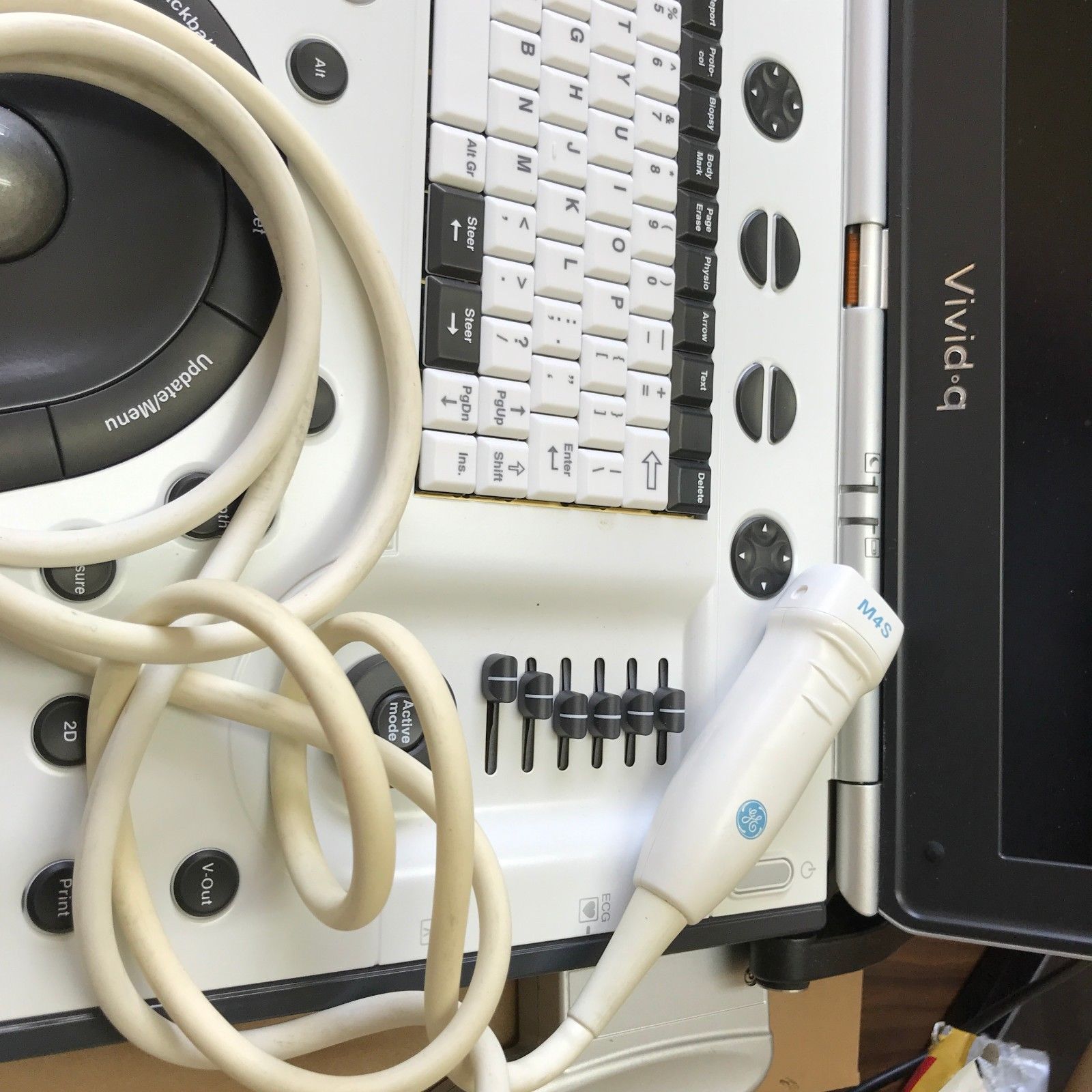 Vivid Q Ultrasound System DIAGNOSTIC ULTRASOUND MACHINES FOR SALE