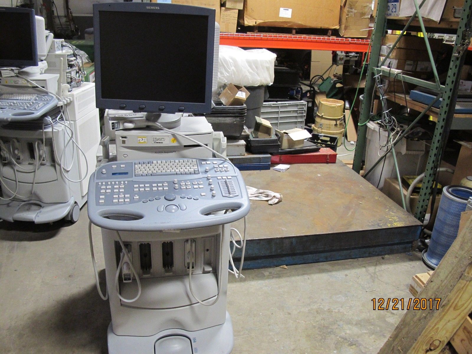 Siemens Acuson Sequoia 512 Portable Ultrasound LCD great shape 10038241 #1 DIAGNOSTIC ULTRASOUND MACHINES FOR SALE
