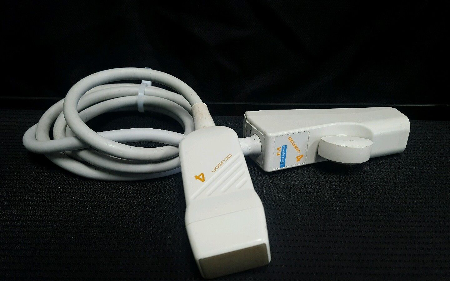 Acuson 4 V4 Ultrasound Transducer Probe DIAGNOSTIC ULTRASOUND MACHINES FOR SALE